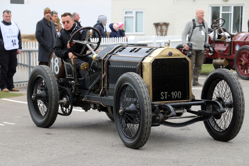 Illustration for article titled Get Lost In The Fantastic World Of Early 20th Century Race Cars